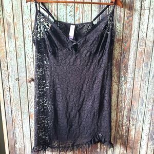 Secret Treasures 2X Lace cami